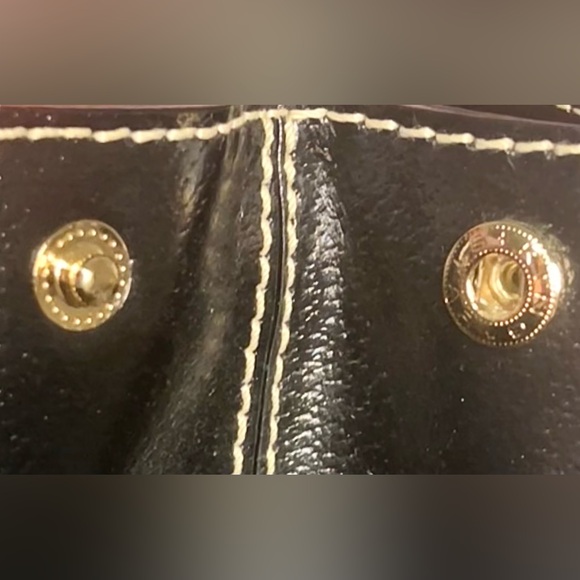 Kate Spade Large Black Tote with Dust Cover - Picture 7 of 16